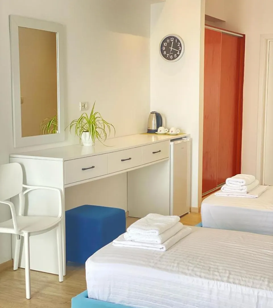 Comfort Rooms Himarë